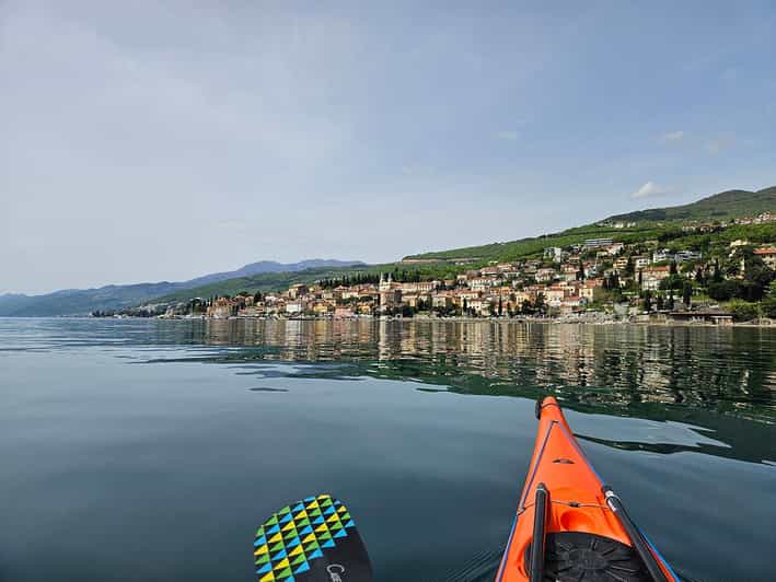Opatija: Guided Sea Kayaking Tour to Lovran