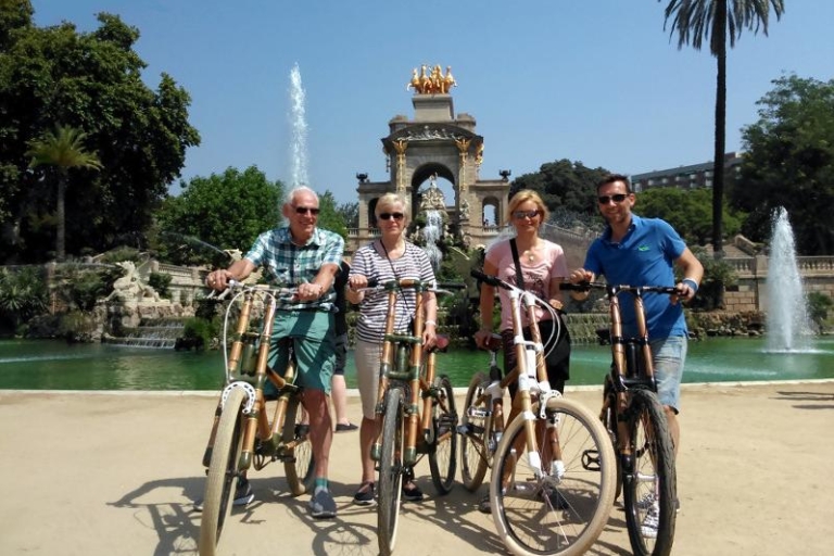 Barcelone : visite privée des points forts à vélo en bambouParcours vert : 4 h