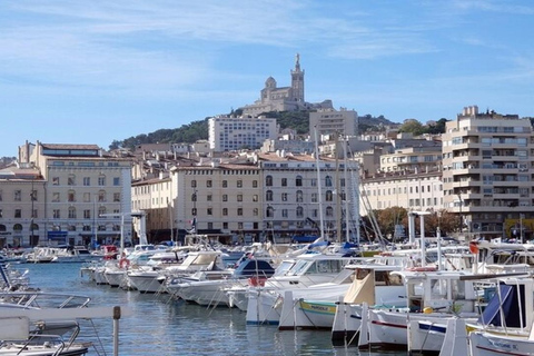 Marseille : visite privée sur mesure avec un guide localVisite à pied privée de 4 heures