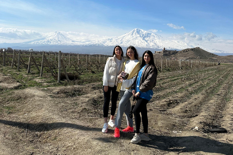 Reis naar het zuiden van Armenië։Khor Virap, Areni &amp; Noravank