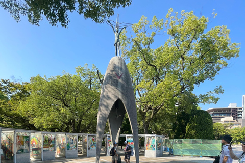 Hiroshima: tour privado personalizado en inglés con recogida en el hotel