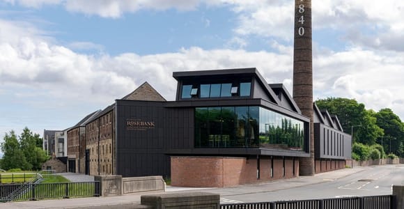 Falkirk: Rosebank Distillery Guided Tour and Whisky Tasting