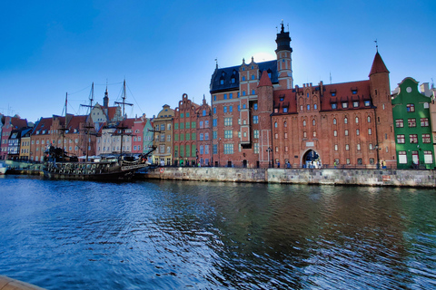 Gdańsk Starter : Explorez le quartier historique de la ville principaleGdańsk Starter - Main Town - petit groupe avec prise en charge par la voiture