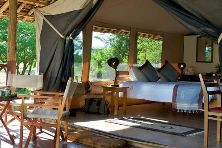 Mombasa: 5-Day Safari- Amboseli, SaltLick, Ziwani & Ngutuni