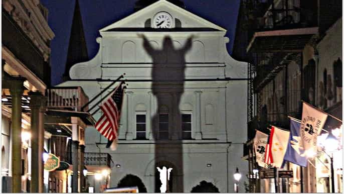 new orleans dark history walking tour