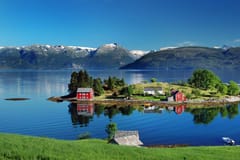 Bergen: Malerischer Hardangerfjord mit Wasserfällen & Mittagessen 