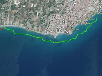 MKN: Excursión en kayak al barco hundido, la Roca de la Virgen y «Caste».