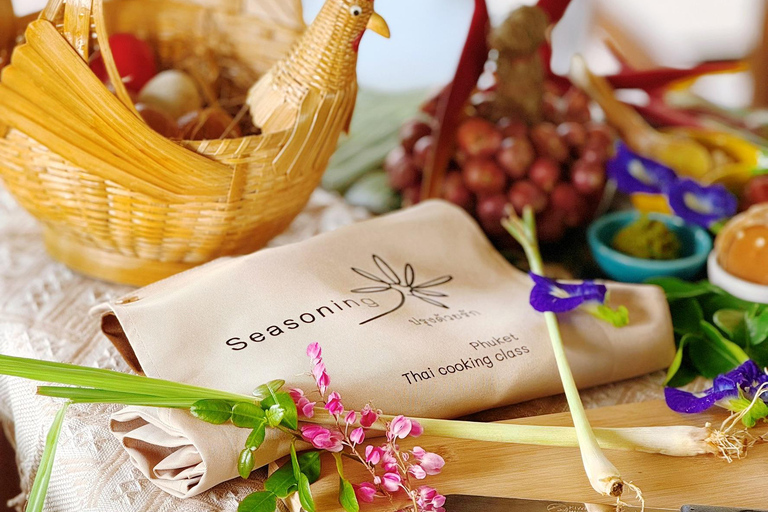 Phuket: Naidee Thai Cooking Class with Chef Ern With Hotel Pickup