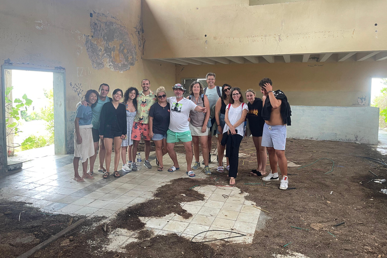 Clare: Excursión en lancha rápida por la isla de Sazan y Karaburun y buceo con tuboVerano 2026 KZ