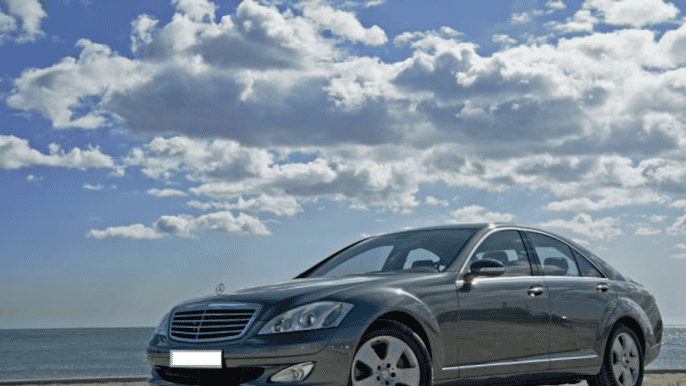 barcelona 1way private luxury airport or port transfer