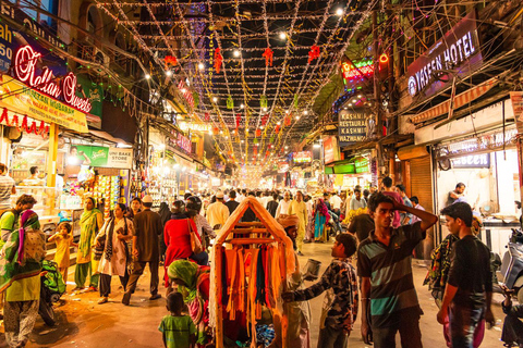 Delhi: Private Guided Shopping Tour in A/C car with transferPrivate Half-Day Guided Shopping Tour with Expert