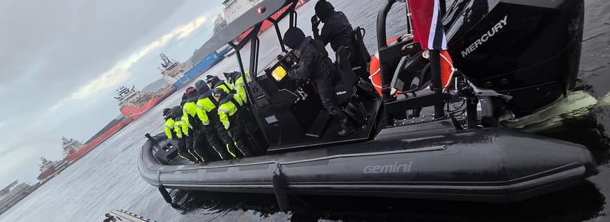 Bergen : safari dans le fjord de Mostraumen en bateau pneumatique haut de gamme