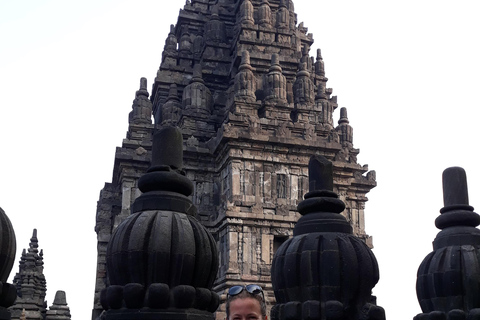 Yogyakarta: Excursión de un día a los Templos de Borobudur y Prambanan