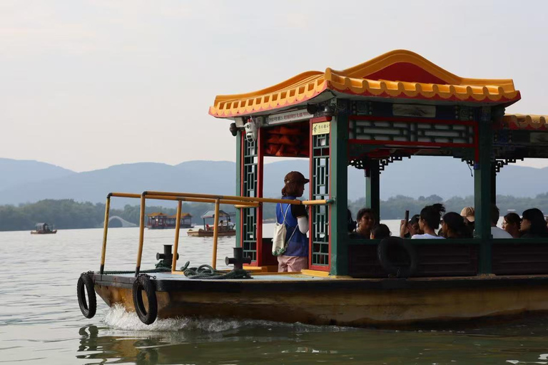 Beijing:Summer Palace & Mutianyu Gt Wall Bus Trip, w/Tickets