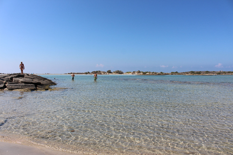 Ab Chania oder Rethymno: Tagestour nach Elafonisi per BusElafonisi: Ab Chania