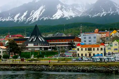 Ushuaia: Double-Decker Sightseeing Tour