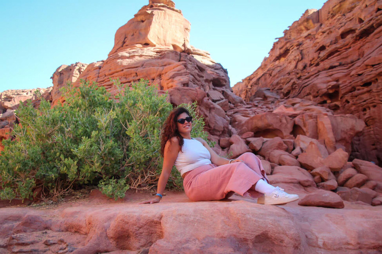 Sharm El-Sheikh: Jeep Adventure to Blue Hole, Canyon & Dahab Option 1 - Colored Canyon without Blue Hole & Abu Galum