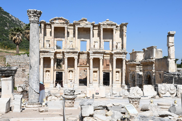 Kusadasi: Ephesus Private Tour with Turkish Bath Experience