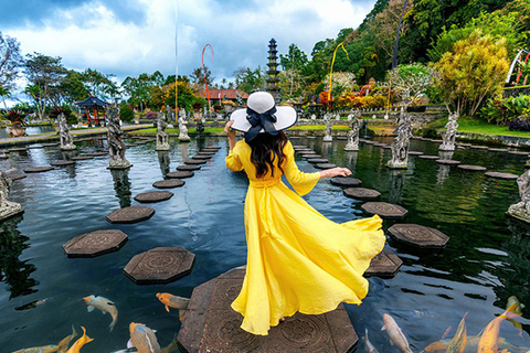 Templo de Lempuyang: Cachoeira Kanto Lampo / Viagem de 1 dia particularTour particular / Ingressos e taxas de entrada com tudo incluído.