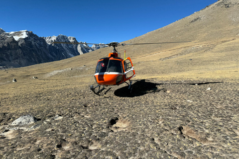 Everest Base Camp & Gokyo Lake Helicopter Flight landing Gokyo Lake Helicopter Flight Tour with Breakfast