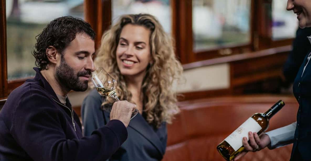 Afbeelding 7 van Amsterdam: luxe grachtenrondvaart van 2 uur met hapjes en drankjes