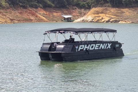 Medellín: Guatape Tour + Bootfeest