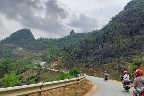 Desde Hanói: Recorrido en coche de 4 días por Ha Giang y vídeo editado