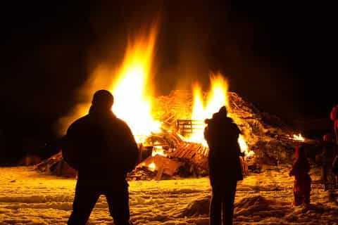 Reykjavik 3-Hour New Year's Eve Bonfire Tour