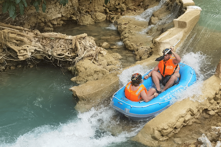 Luang Prabang: Besichtigung der Kuang Si Wasserfälle, Schwimmen, Rafting