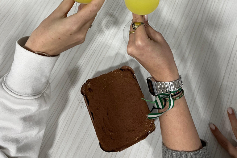 Naples: Neapolitan Pizza and Tiramisu Cooking Class