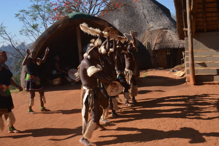 Durban: Wycieczka do wioski kulturowej Phezulu i parku gadów