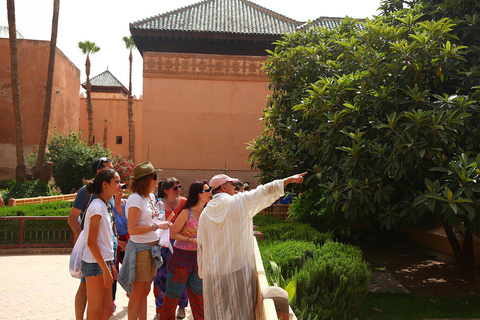 Marrakesh: Saadian Tombs, Bahia Palace, Mellah & Medina Tour Shared Group Walking Tour in English from the Meeting Point