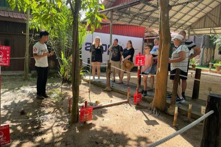 Siem Reap: APOPO, Killing Fields, Wat Bo & Wat Preah Enkosei Private Tour by Tuk-Tuk & Licensed Guide