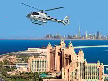 Dubai: Helikopter-Flug von The Palm zum Burj Khalifa Dubai: Helikopter-Flug von The Palm zum Burj Khalifa