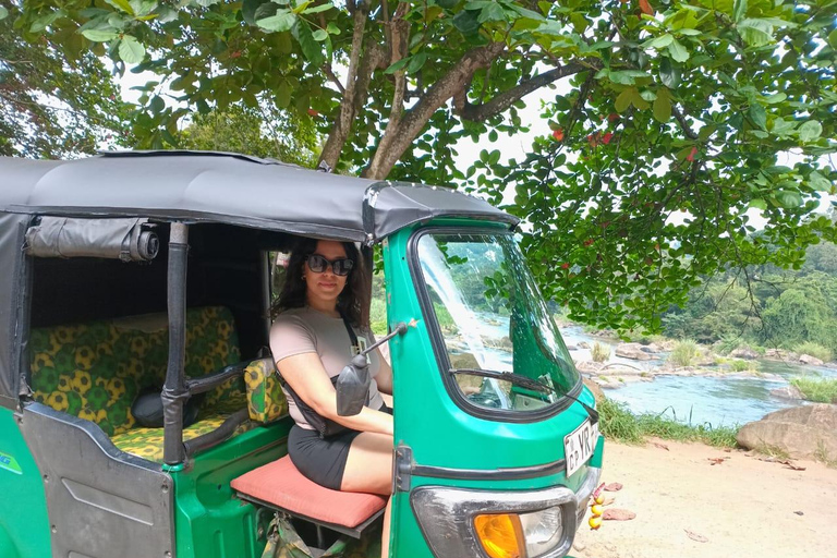 Kandy: Tuk Tuk City Tour z odbiorem i transportem powrotnym do hotelu