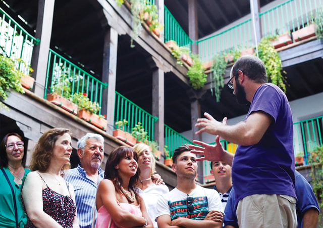 Seville: 1-Hour Walking Tour Barrio de Santa Cruz