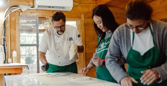 Rome: Pizza & Pasta Cooking Class with Wine & Transfer