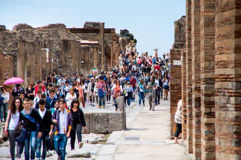 Pompeii: Archaeological Park Tour with Skip-the-Line Entry