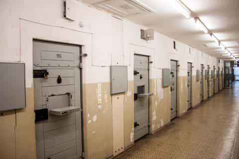 Berlin: Stasi-Gefängnis Tour ab Potsdamer Platz
