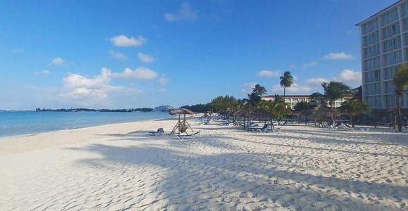 All-Inclusive Beach Day with Poolside Room at Cable Beach