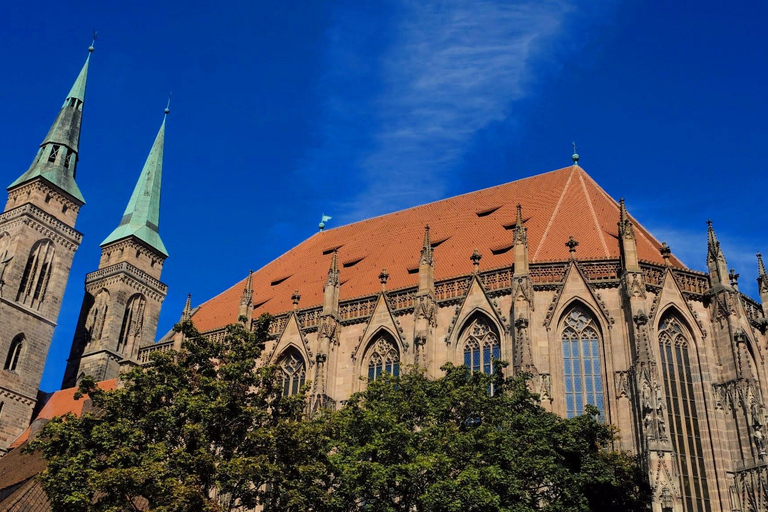 Nuremberg: Ao longo do Pegnitz pela Cidade Velha Tour guiado por você mesmo