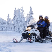 Saariselkä: Schneemobil-Safari in der Tundra