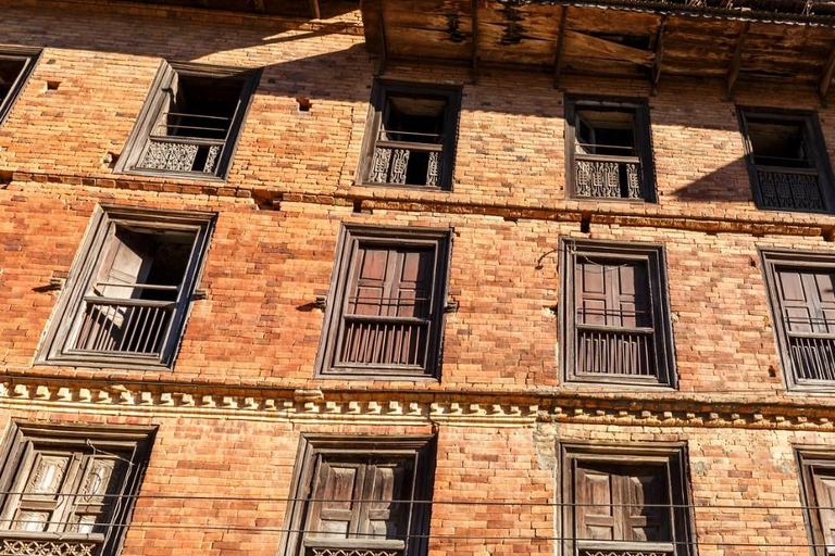 Kathmandu: Dhulikhel to Namobuddha Full-Day Guided Hike