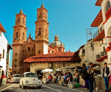 Mexico City: Taxco & Cuernavaca Tour with Pre-Hispanic Mine