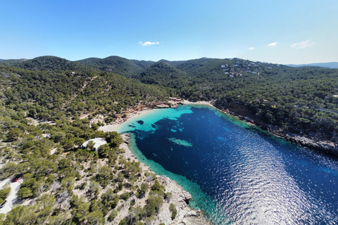 Jetskitour naar Cala Salada vanuit San Antonio (2 personen)