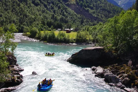 Jostedal Excursión de rafting en Elvepurka