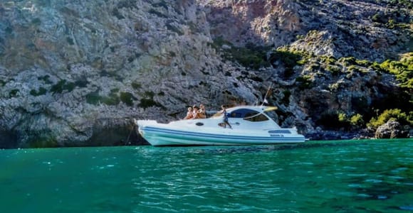 Cruise with style to Balos & Gramvoussa
