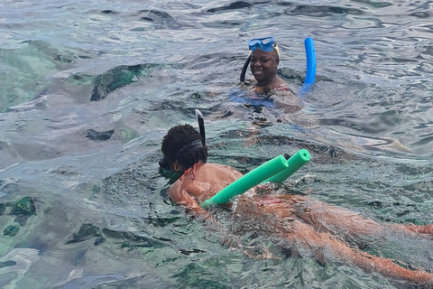 Snorkel e churrasco na costa