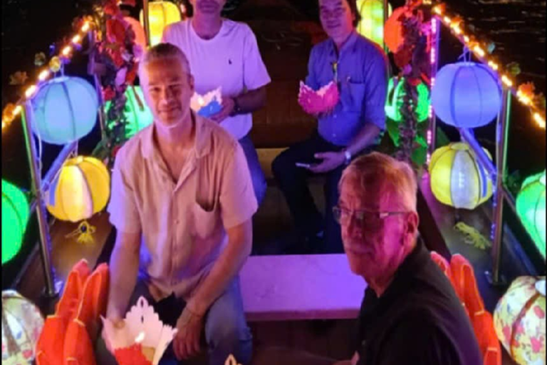 Hoi An: Thu Bon River Flower Lantern Experience