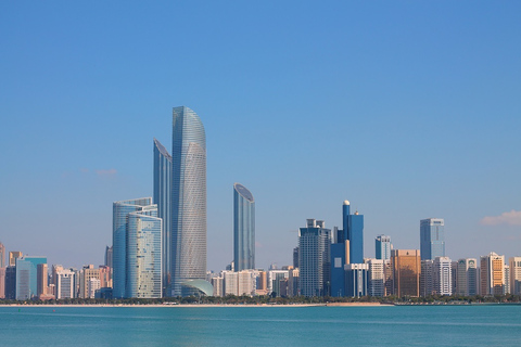 从迪拜出发：全天城市游，包括谢赫扎耶德大清真寺和卡斯尔阿尔瓦坦。从迪拜出发阿布扎比古迹和 Qasr Al Watan 之旅